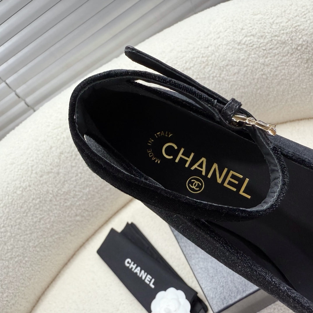 CHANEL MARY JANE SHOES IN BLACK VELVET