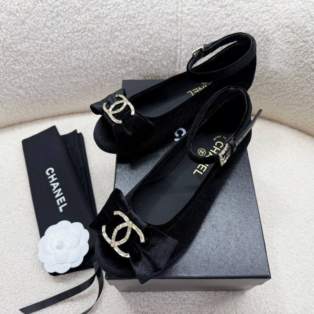 CHANEL MARY JANE SHOES IN BLACK VELVET