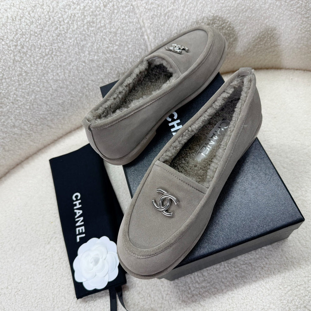 CHANEL LOAFER IN SMOKE GRAY SUEDE AND WOOL LINING