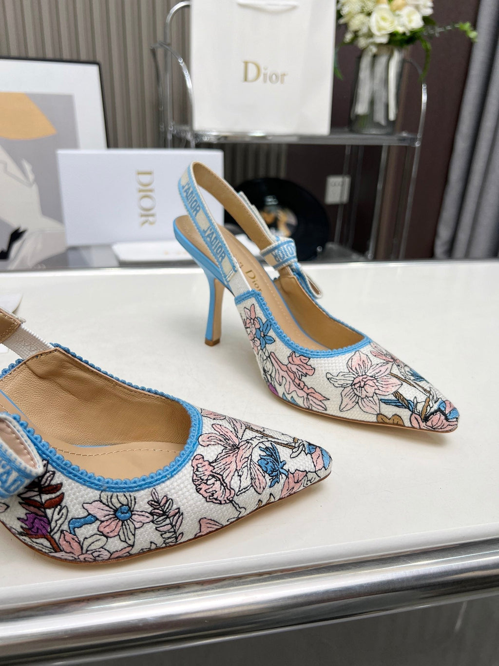 DIOR J'A SLINGBACK PUMP COLORFUL NATURAL RAFFIA AND EMBROIDERED COTTON 10 CM 130858