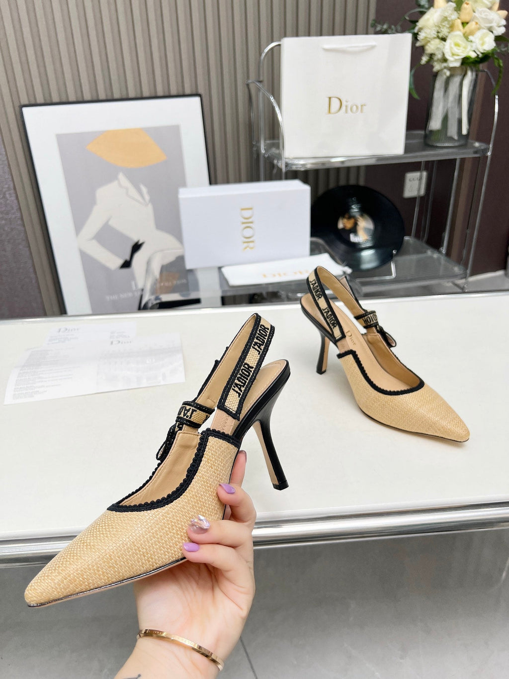 DIOR J'A SLINGBACK PUMP NATURAL RAFFIA AND BLACK EMBROIDERED COTTON 10 CM