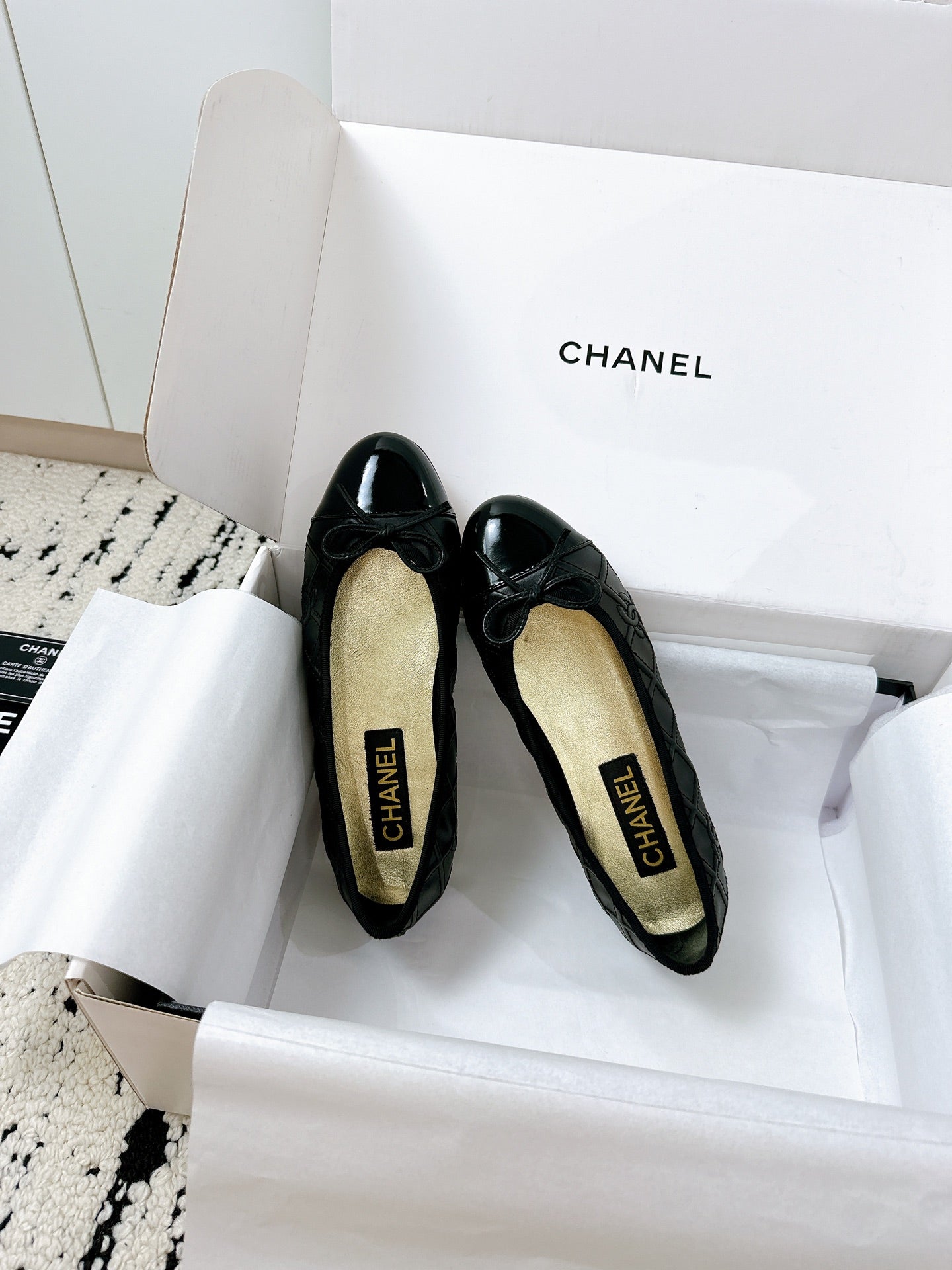 CHANEL BALLET FLATS BOW IN BLACK CALFSKIN QUILTED