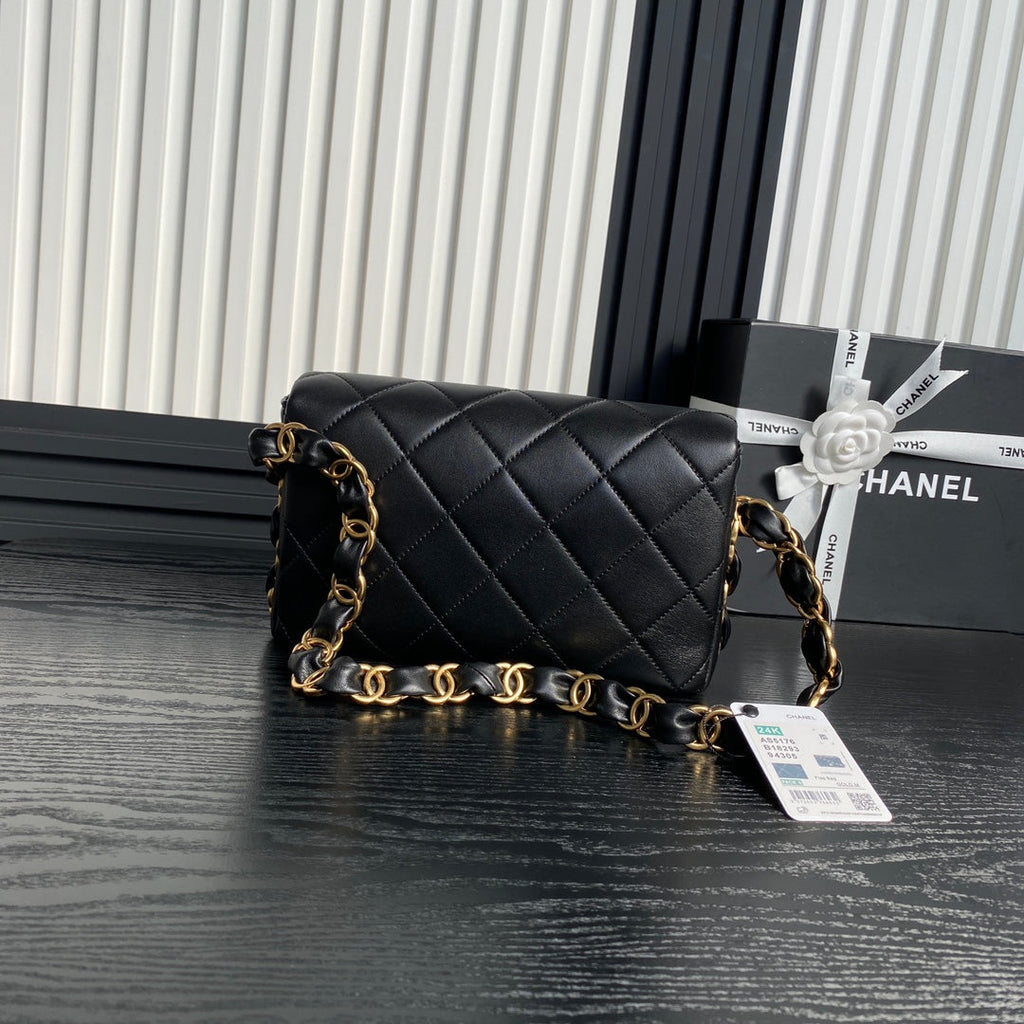 CHANEL MEDIUM FLAP BAG 26 IN BLACK CALFSKIN GOLD DOUBLE C THICK CHAIN