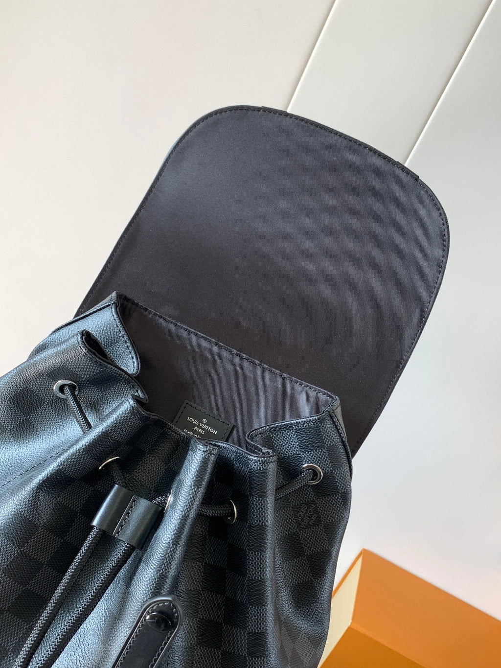 LOUIS VUITTON CHRISTOPHER MM BACKPACK 47 IN BLACK DAMIER GRAPHITE CANVAS