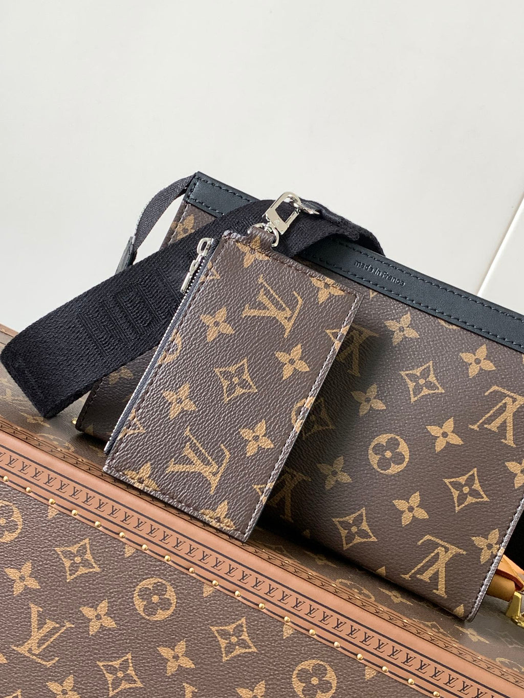 LOUIS VUITTON LV 25S GASTON WEARABLE WALLET 22 IN MONOGRAM MACASSAR CANVAS