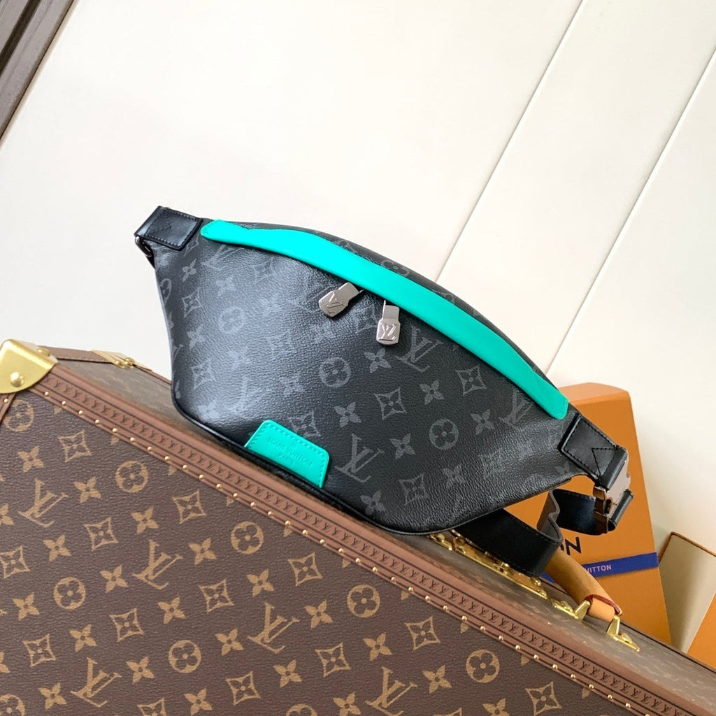 LOUIS VUITTON LV 25S DISCOVERY BUMBAG 44 IN BLACK AQUA MONOGRAM ECLIPSE CANVAS AND CALFSKIN