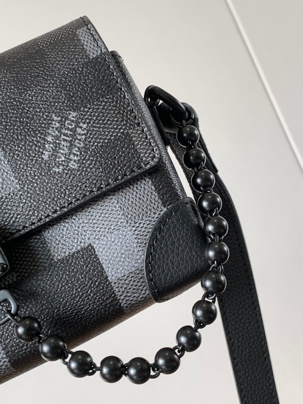 LOUIS VUITTON LV 25S STEAMER BAG 18 IN DAMOFLAGE BLACK CANVAS