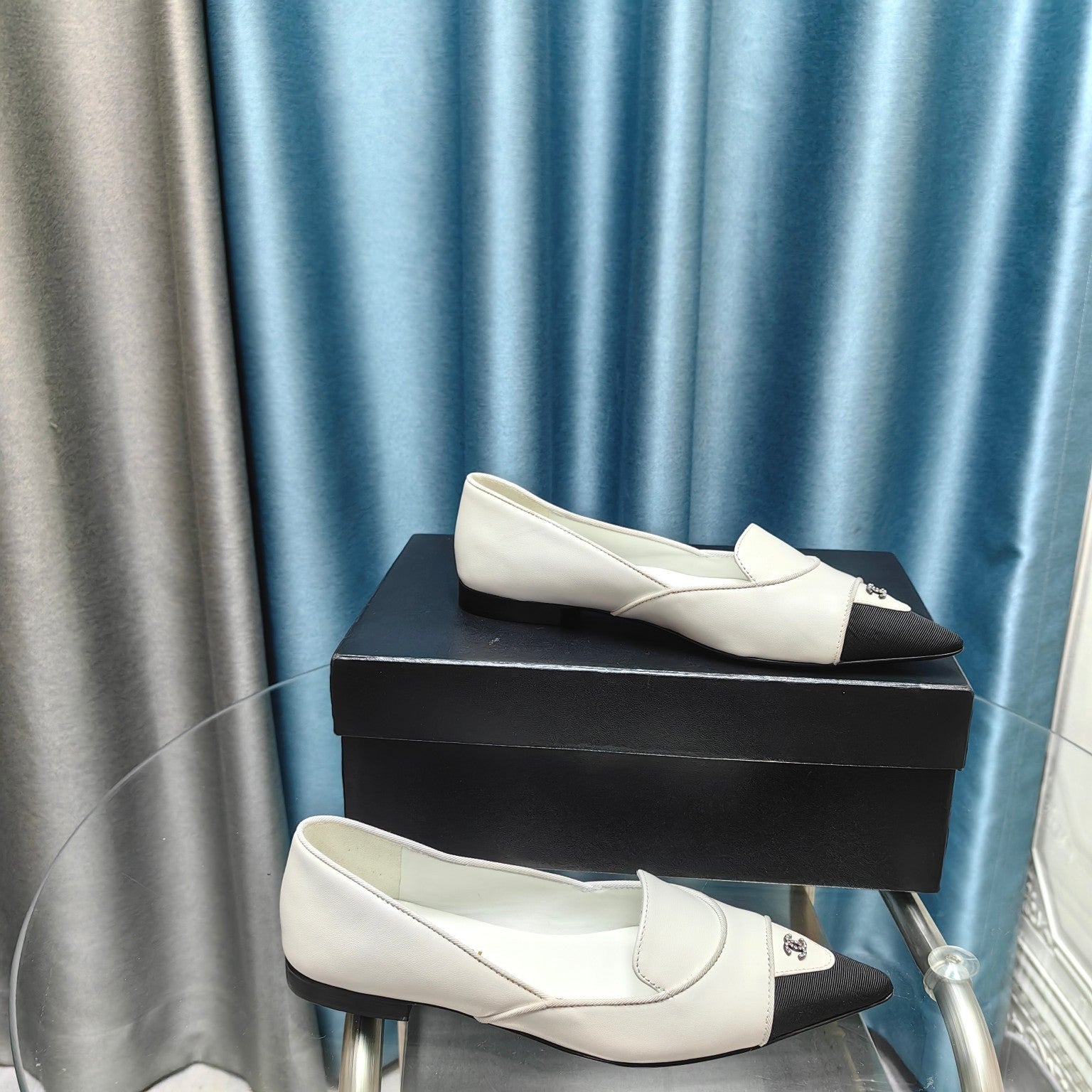 CHANEL BALLET FLAT WHITE MIX BLACK SHEEPSKIN POINTED TOE