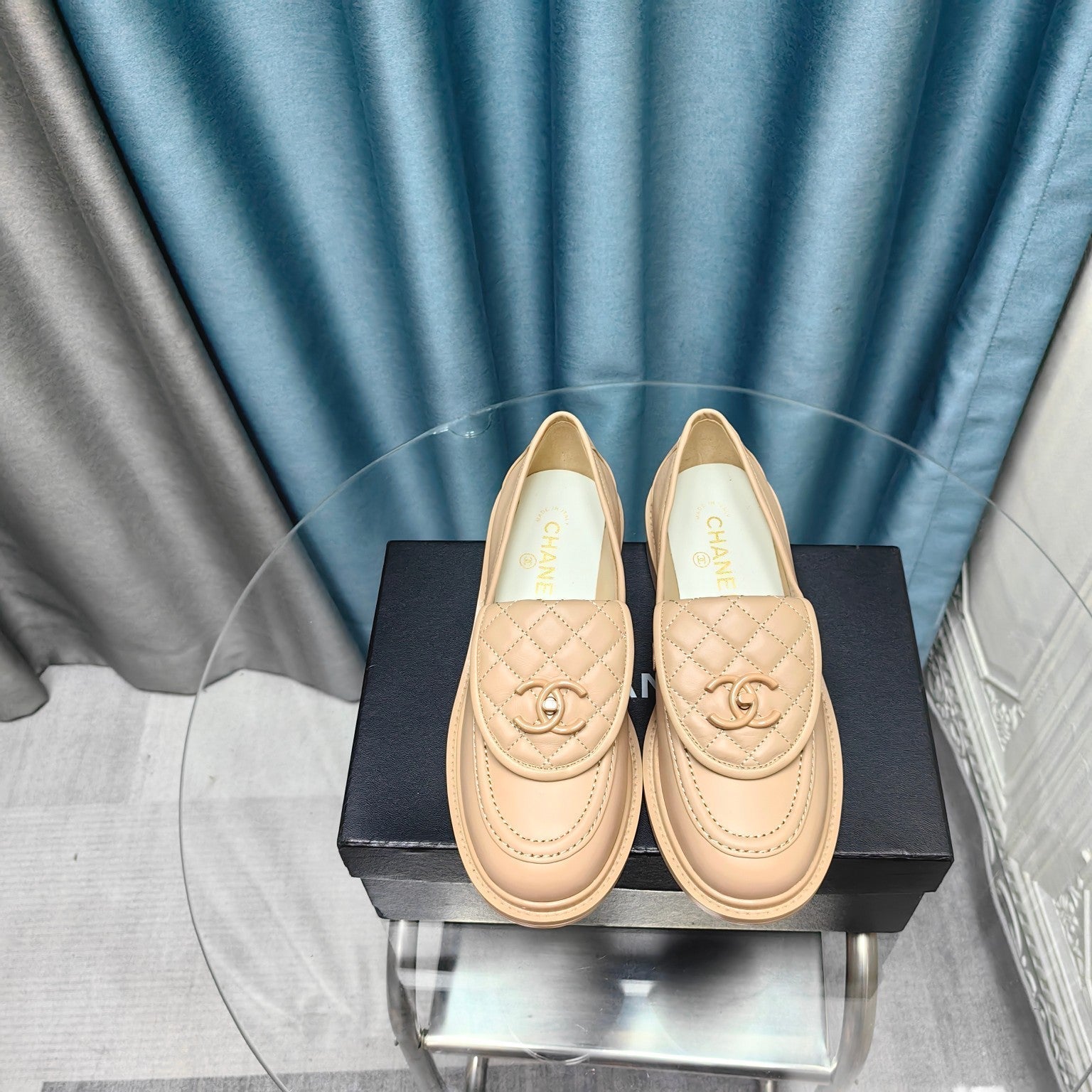 CHANEL MOASINS BEIGE QUILTED LAMBSKIN