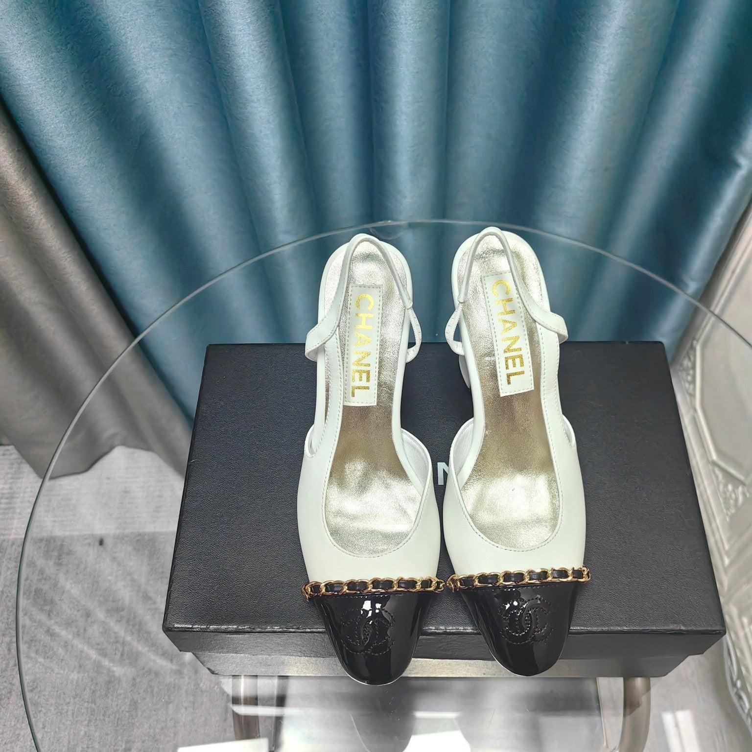 CHANEL HIGH SLINGBACKS IN WHITE MIX BLACK LAMBSKIN