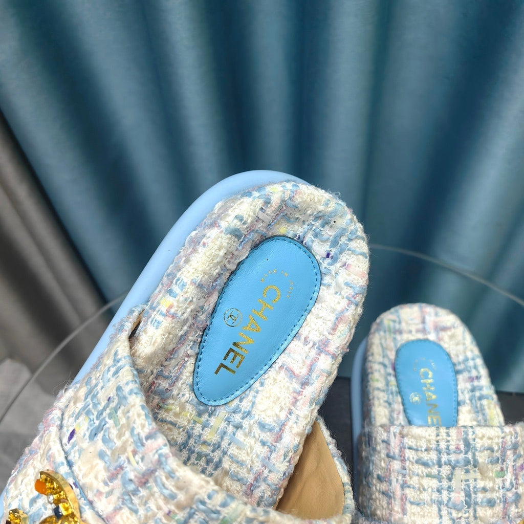 CHANEL PLATFORM HEELS SANDALS IN LIGHT BLUE TWEED