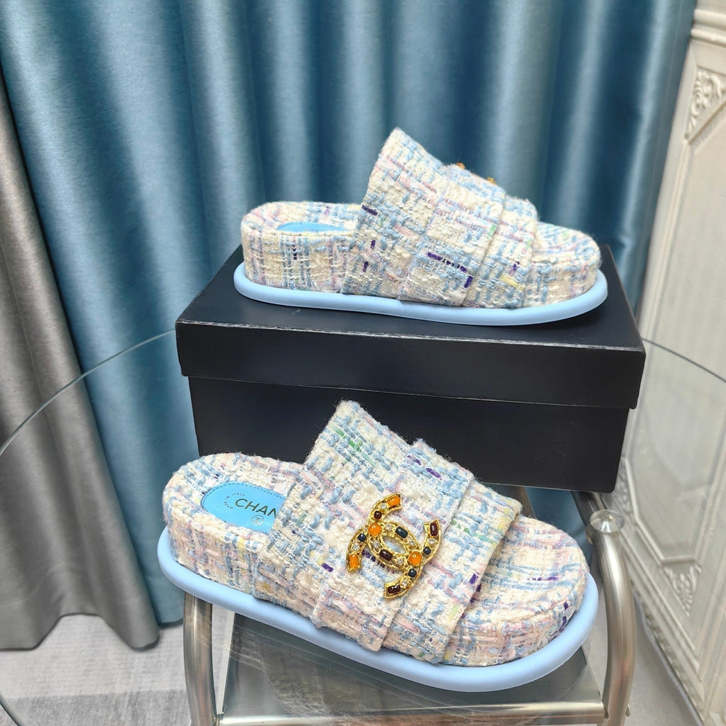 CHANEL PLATFORM HEELS SANDALS IN LIGHT BLUE TWEED