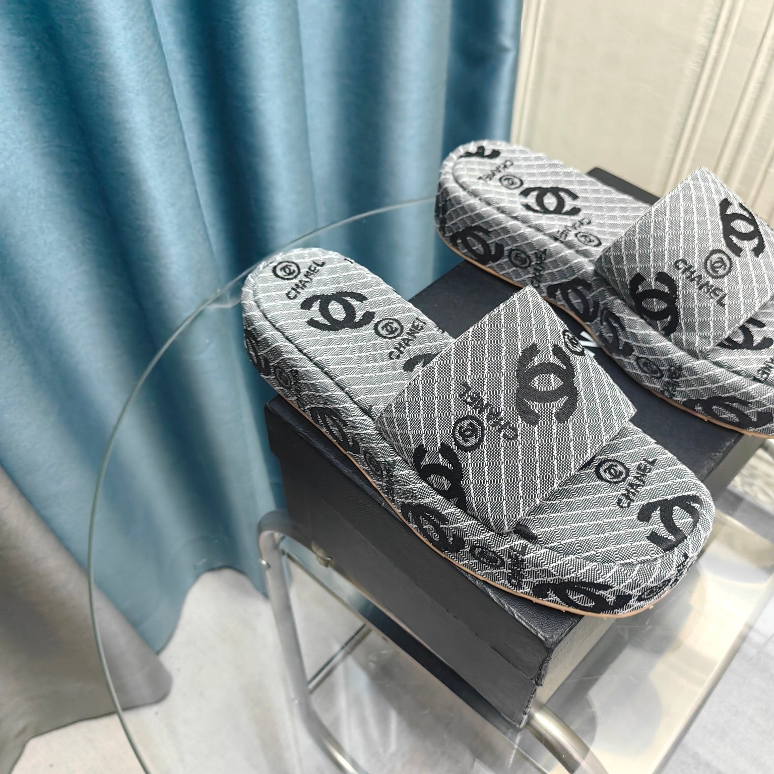 CHANEL THICK-SOLE SLIPPERS GREY SATIN