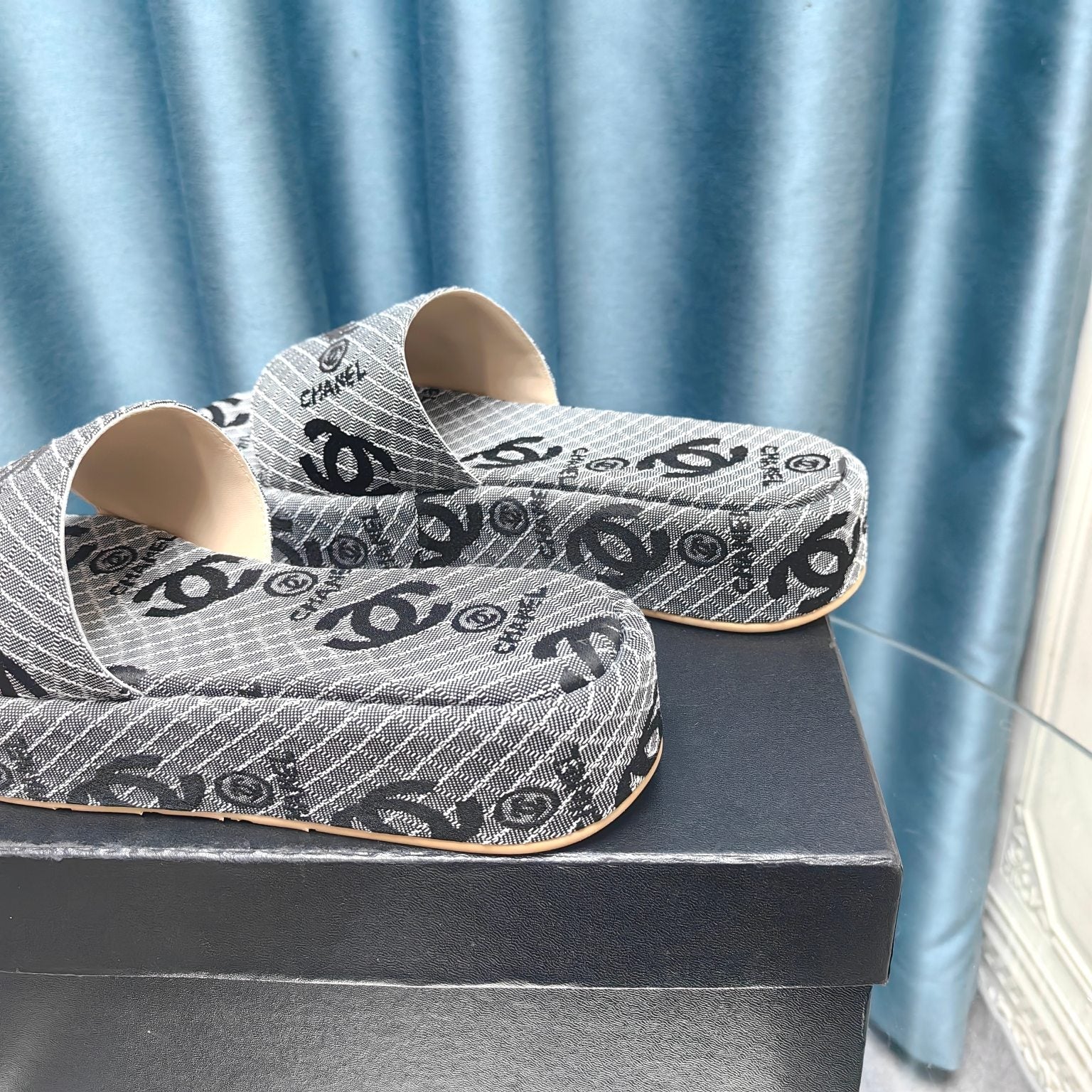 CHANEL THICK-SOLE SLIPPERS GREY SATIN