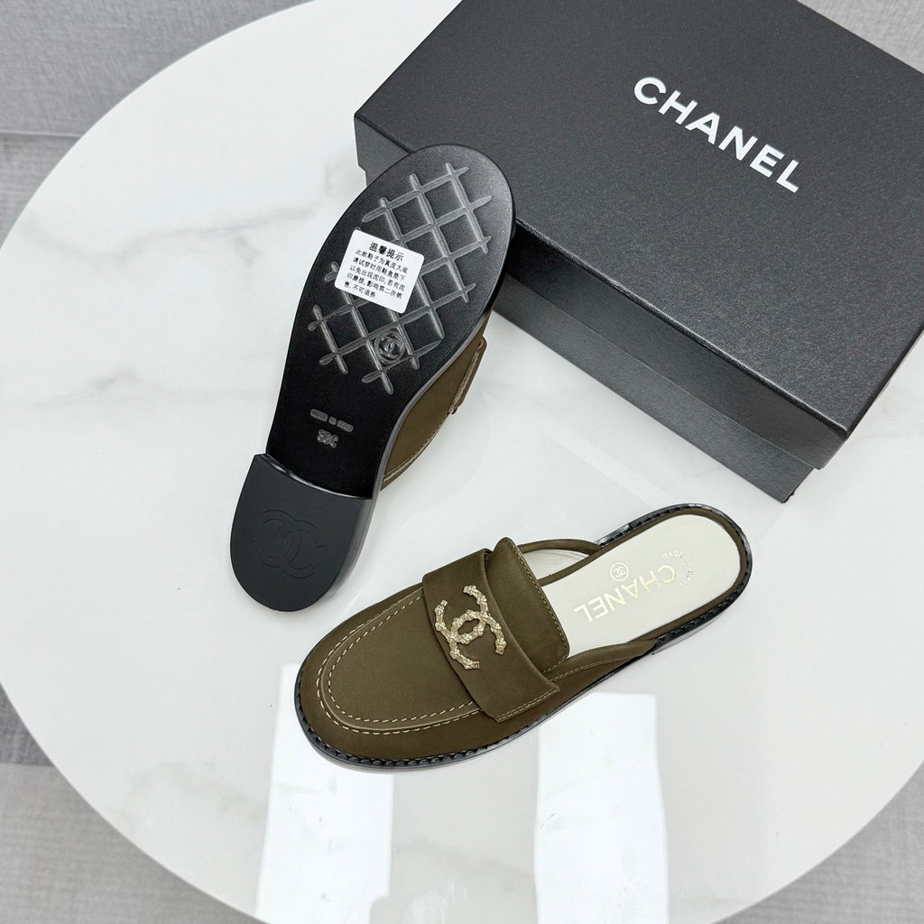 CHANEL FLAT MULE 25S IN OLIVE BROWN CALFSKIN STYLE 6