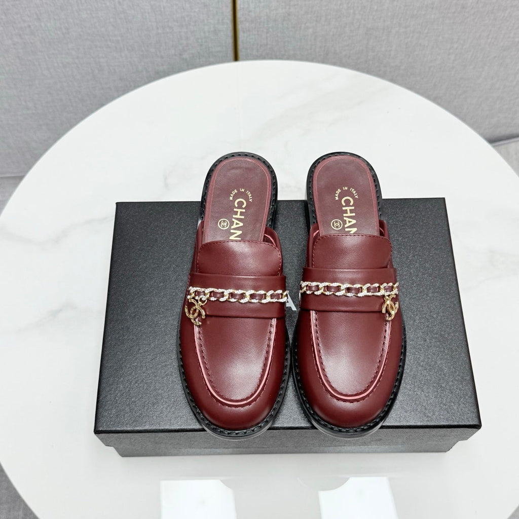 CHANEL FLAT MULE 25S IN DARK RED CALFSKIN STYLE 1