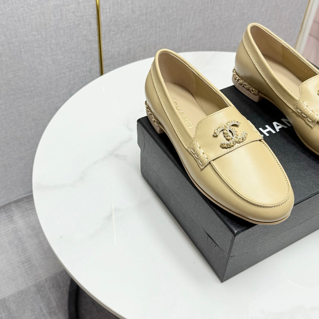 CHANEL LOAFER 25S IN WARM BEIGE LAMBSKIN WITH GOLD HARDWARE