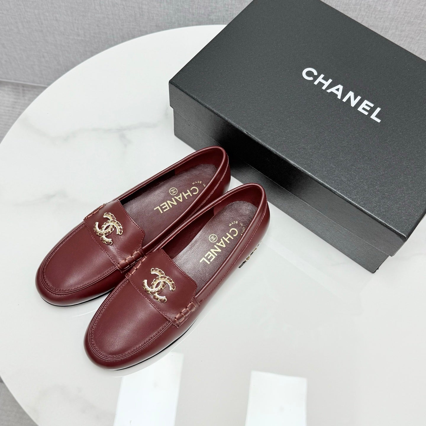 CHANEL LOAFER 25S IN DARK RED LAMBSKIN WITH GOLD HARDWARE