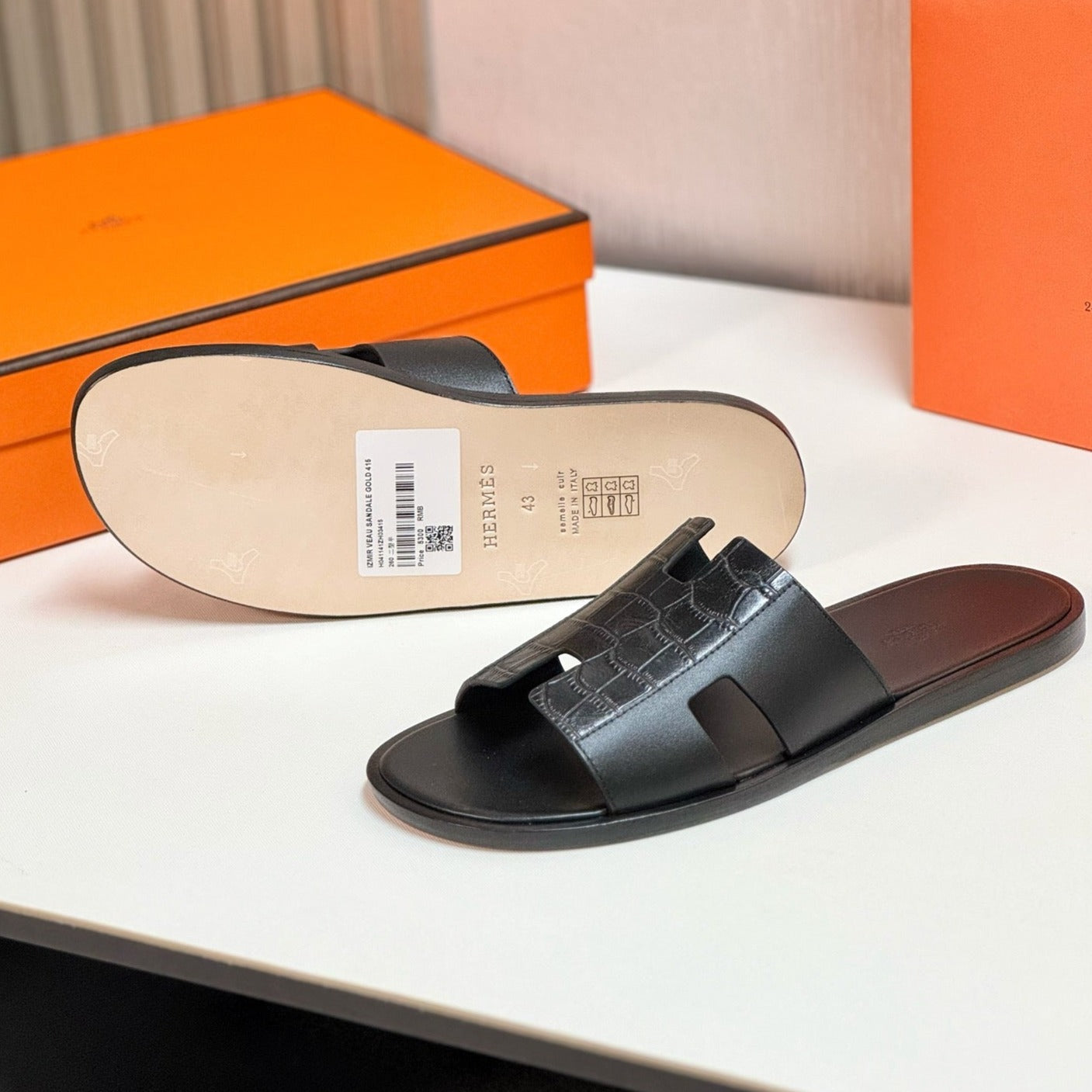 HERMES Izmir sandal black