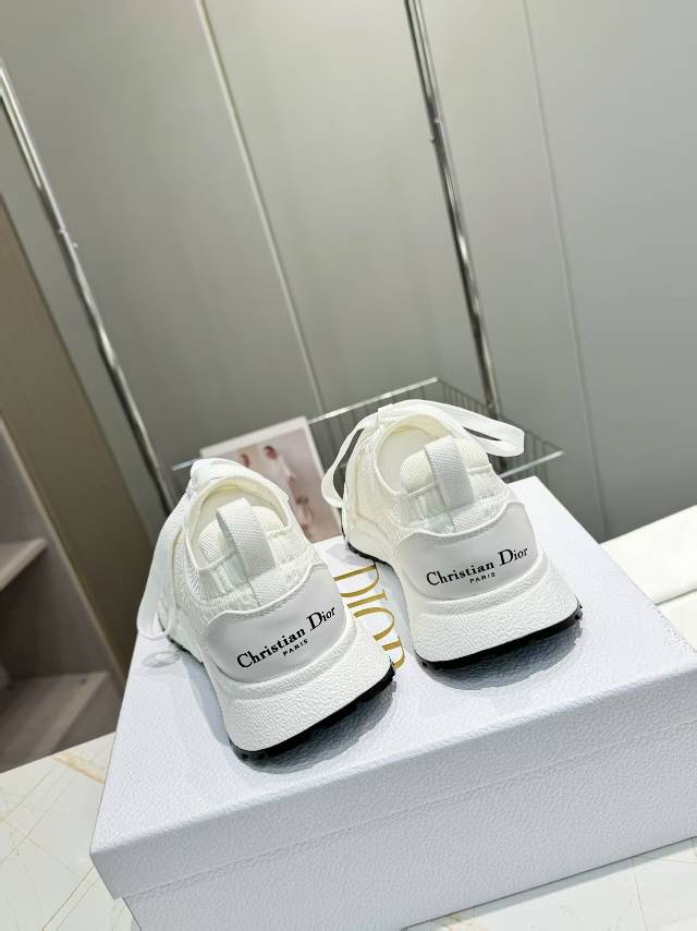 DIOR CD RUN SNEAKER IN WHITE MESH FABRIC TWO-TONE SOLE