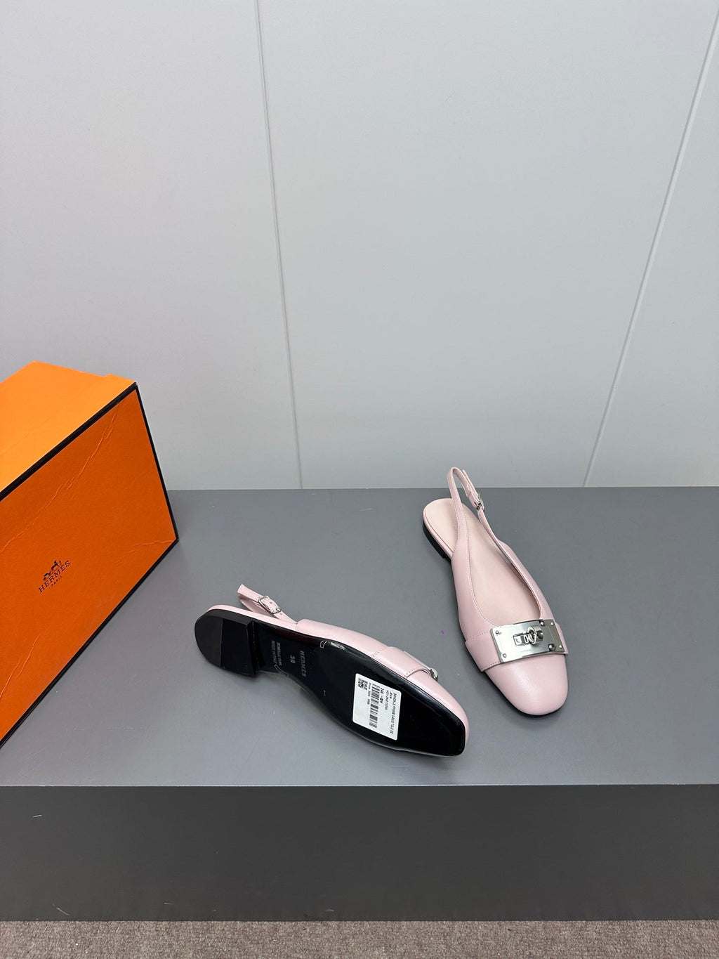HERMES INNOCENTE SLINGBACK IN LIGHT PINK CALFSKIN