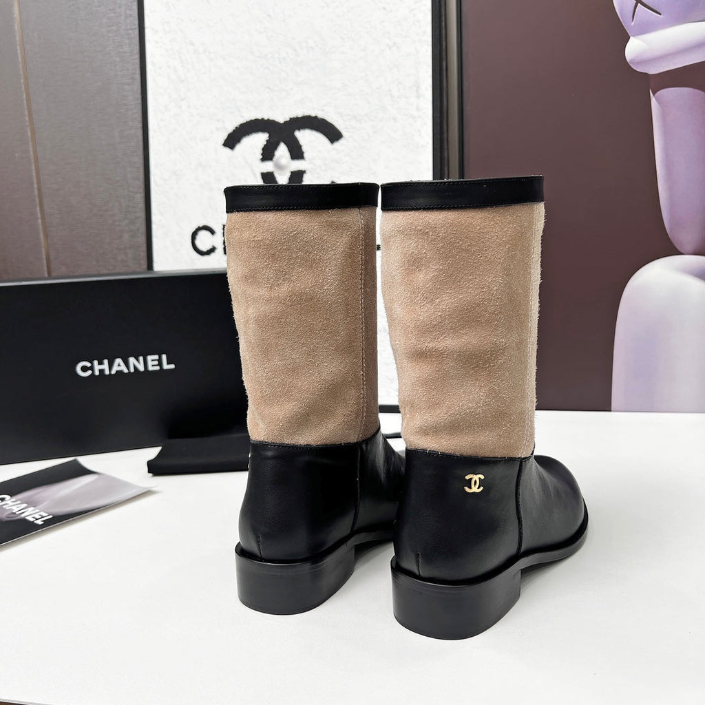CHANEL 25S MID-CALF BOOTS 35MM IN BLACK CALFSKIN AND TAUPE GRAY SUEDE GOLD HARDWARE