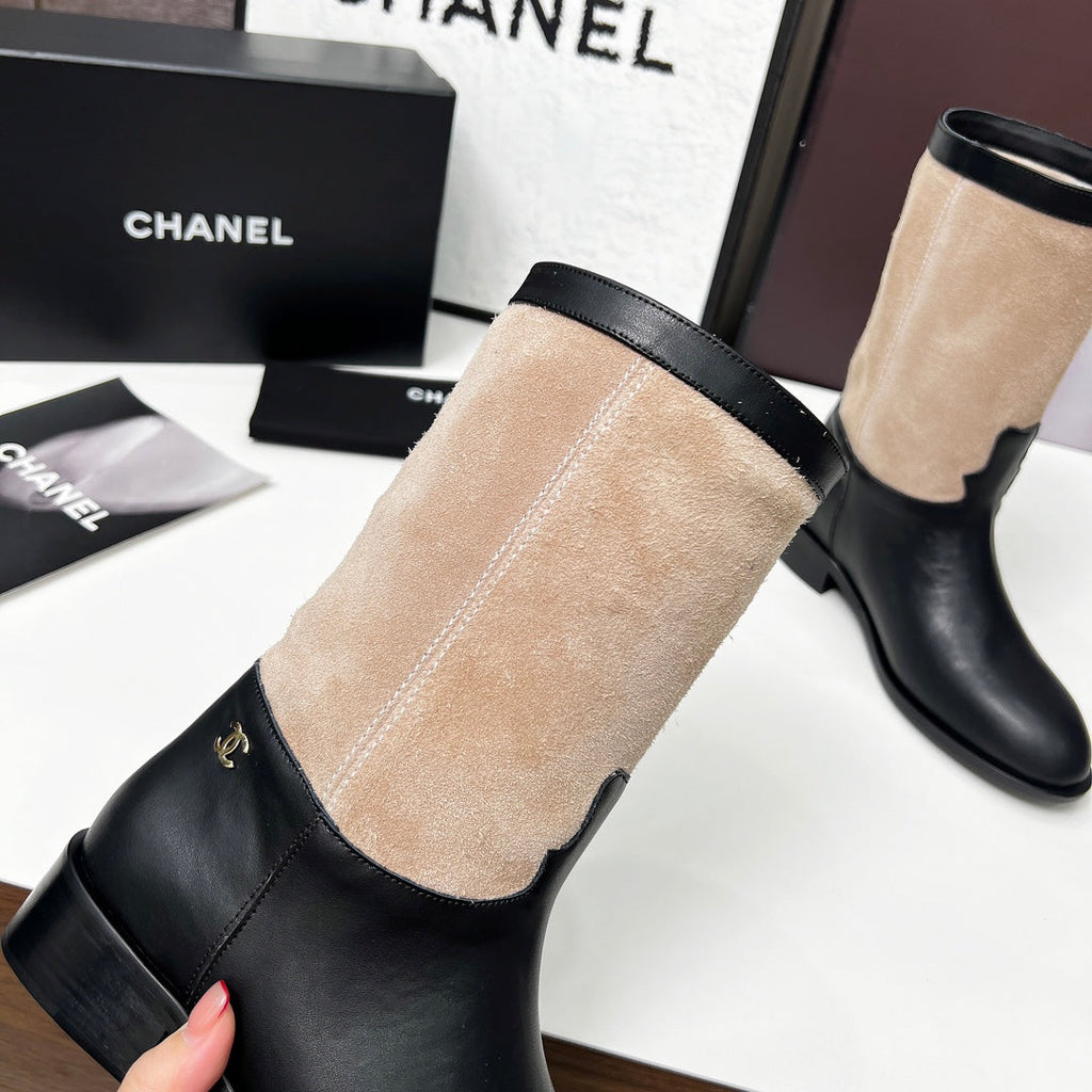 CHANEL 25S MID-CALF BOOTS 35MM IN BLACK CALFSKIN AND TAUPE GRAY SUEDE GOLD HARDWARE