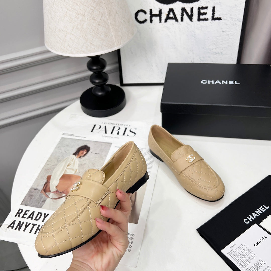 CHANEL 25S LOAFER DANCE SHOES IN BEIGE CALFSKIN GOLD HARDWARE