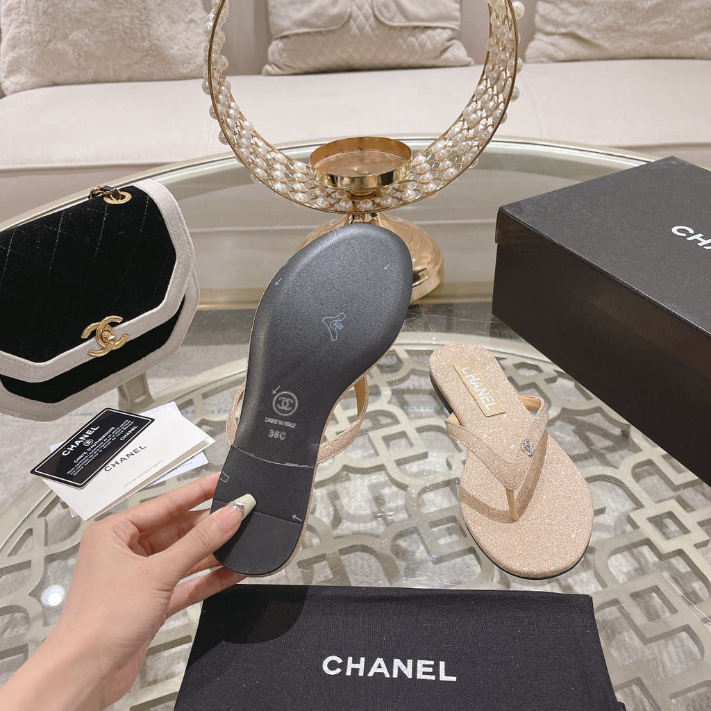 CHANEL Double  Rhinestone Flip  Flop Thongs Beige Cream Sheepskin
