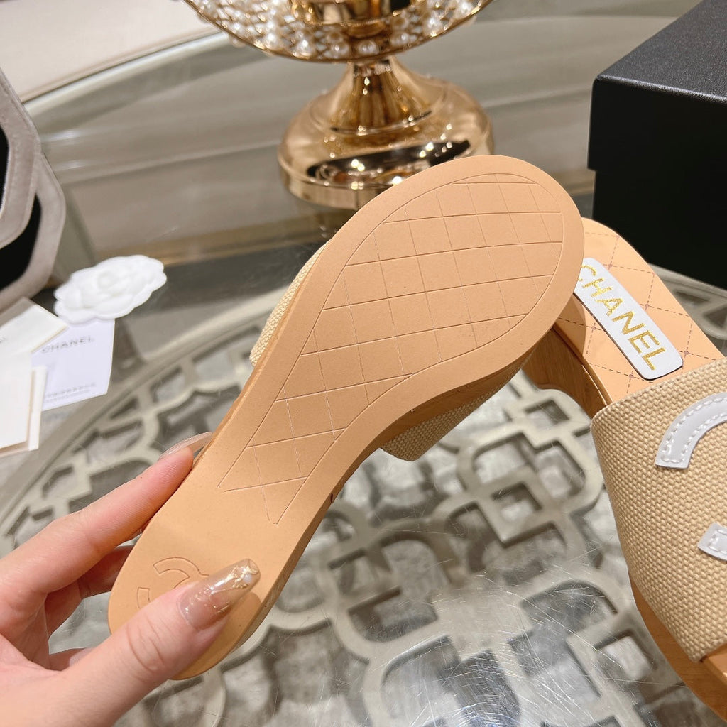 CHANEL WEDGE PLATFORM IN BEIGE CREAM LAMBSKIN WITH WHITE LOGO