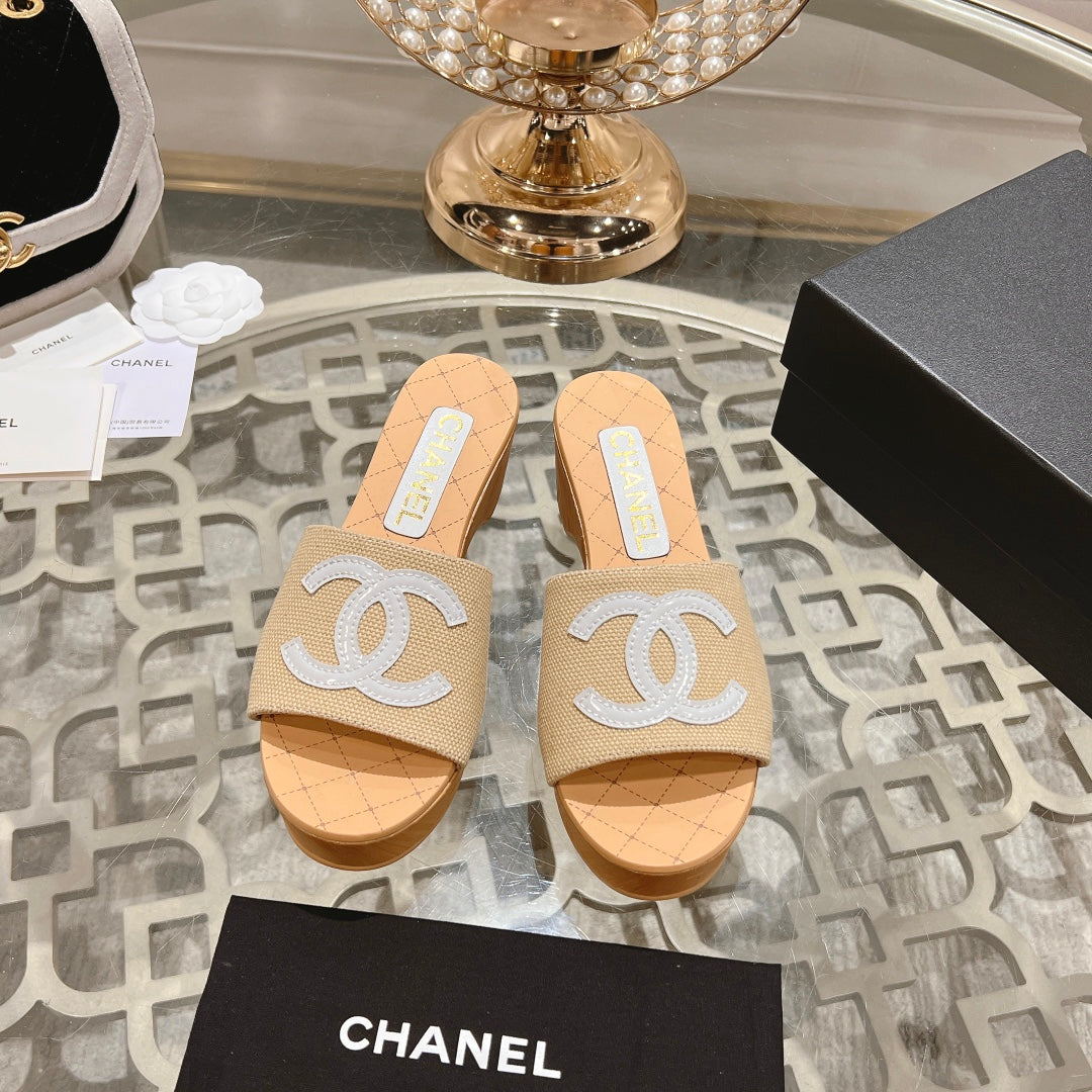 CHANEL WEDGE PLATFORM IN BEIGE CREAM LAMBSKIN WITH WHITE LOGO