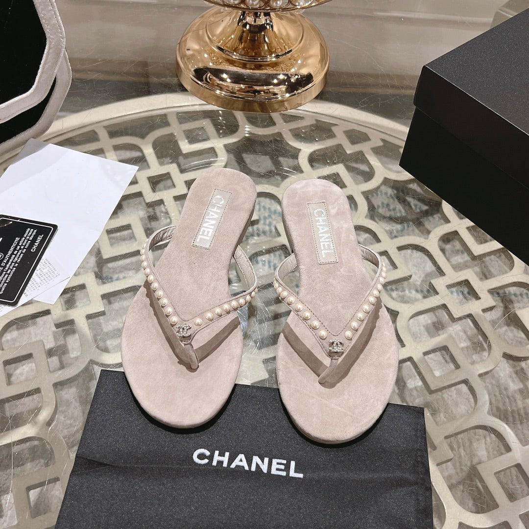 CHANEL PEARL THONG SANDAL IN PALE PINK SUEDE