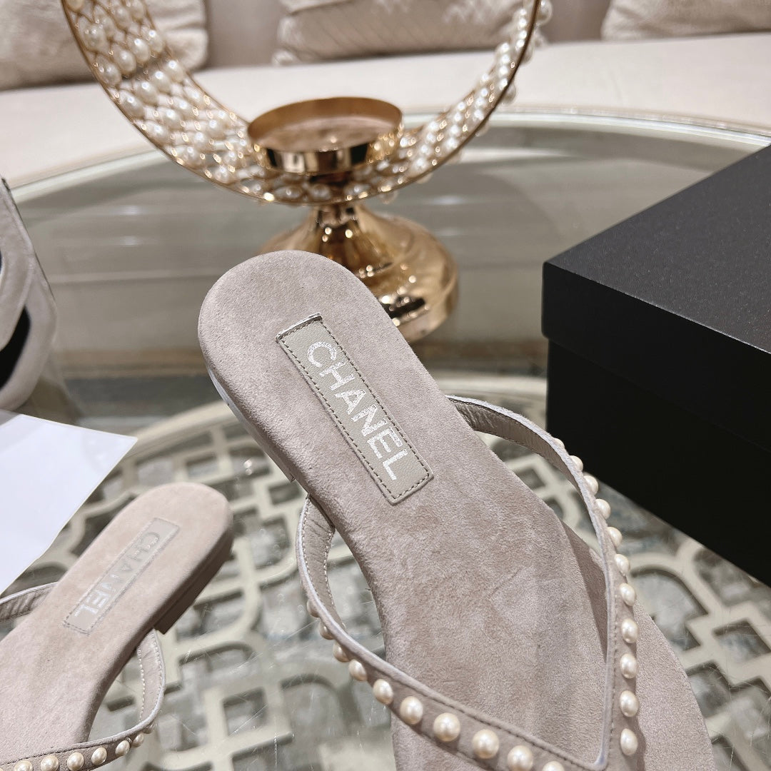 CHANEL PEARL THONG SANDAL IN PALE PINK SUEDE