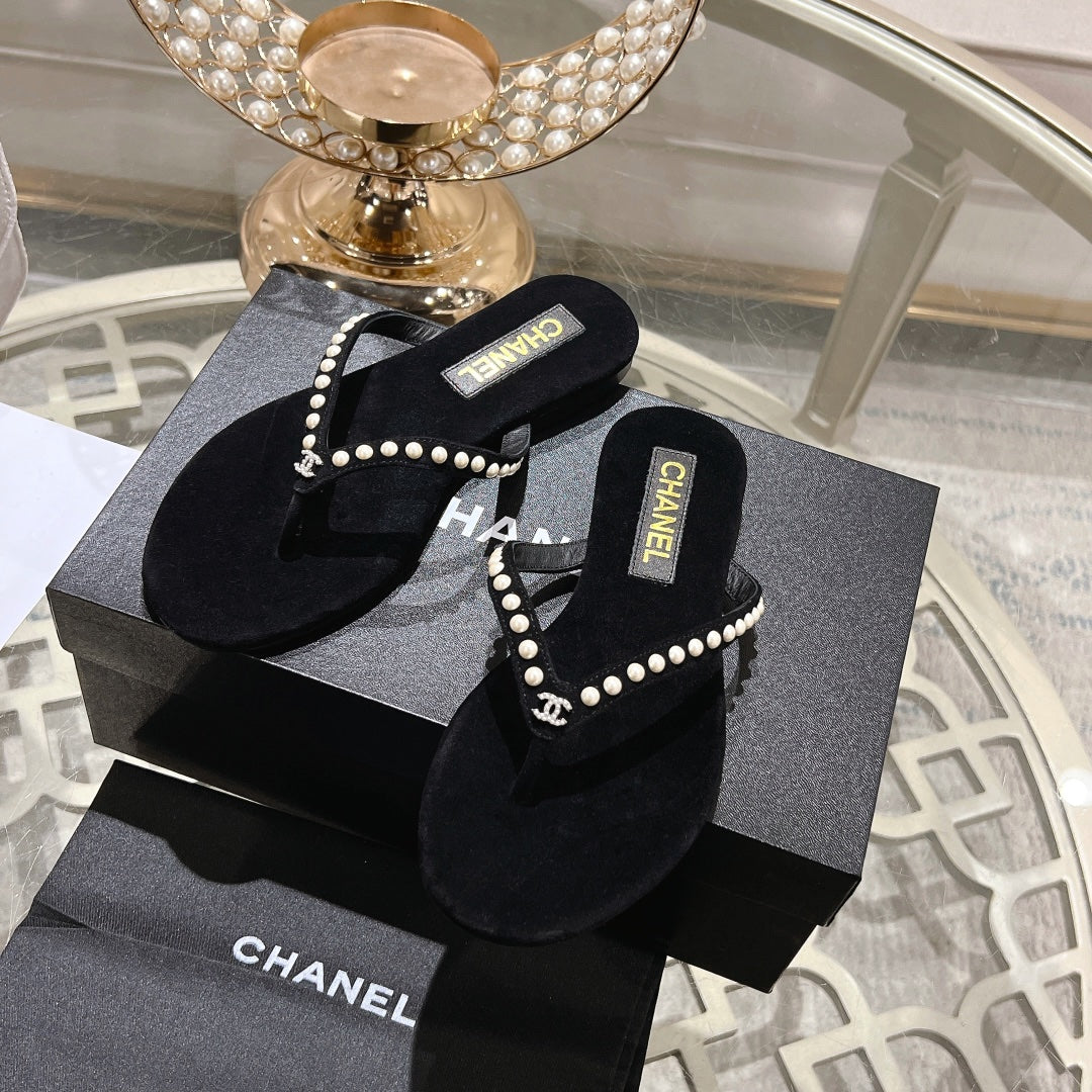 CHANEL PEARL THONG SANDAL IN BLACK SUEDE