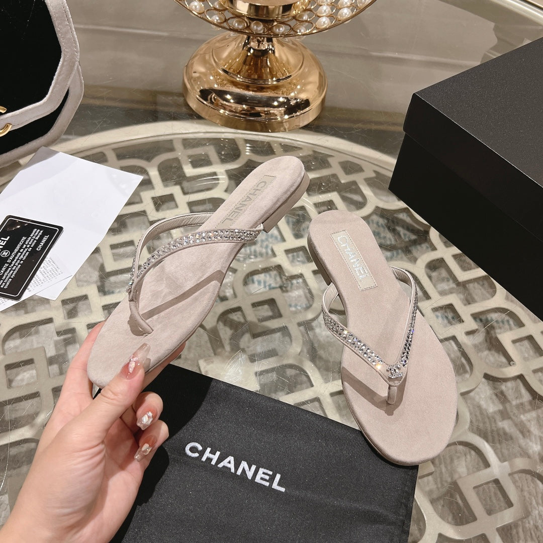 CHANEL RHINESTONES THONG SANDAL IN PALE PINK SUEDE