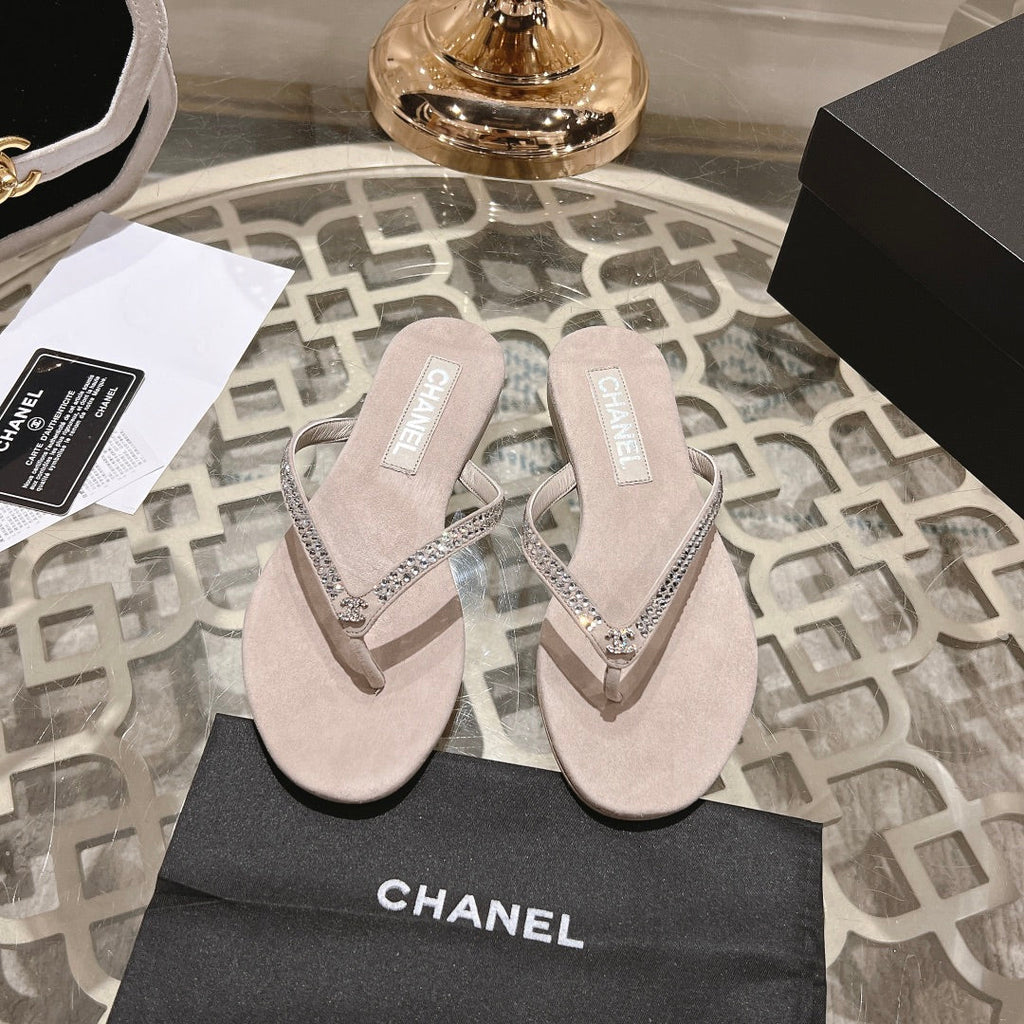 CHANEL RHINESTONES THONG SANDAL IN PALE PINK SUEDE