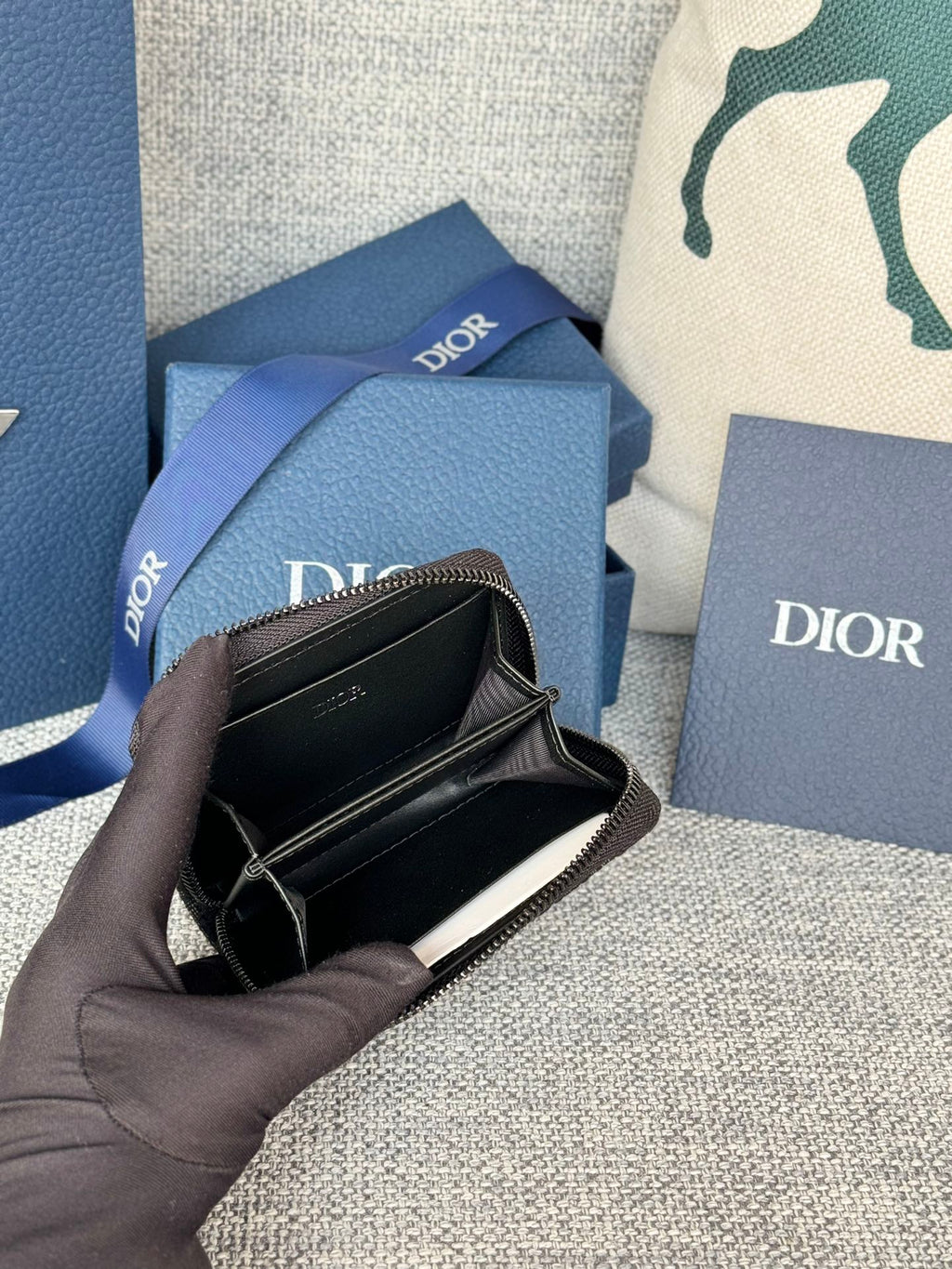 DIOR ZIPPED MINI WALLET 10 IN BLACK MONOGRAM OBLIQUE JACQUARD