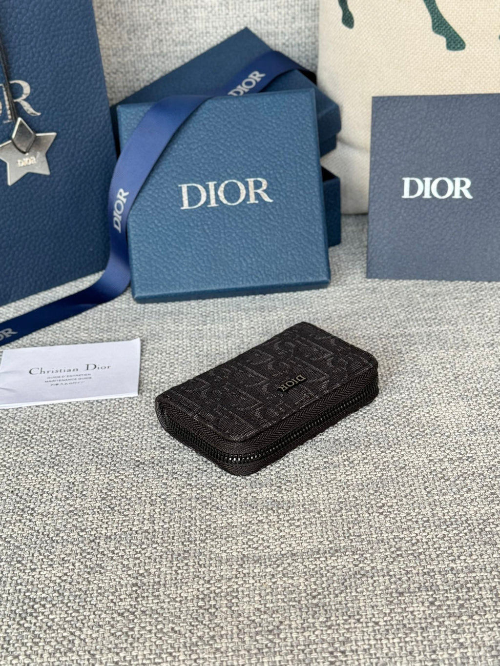 DIOR ZIPPED MINI WALLET 10 IN BLACK MONOGRAM OBLIQUE JACQUARD
