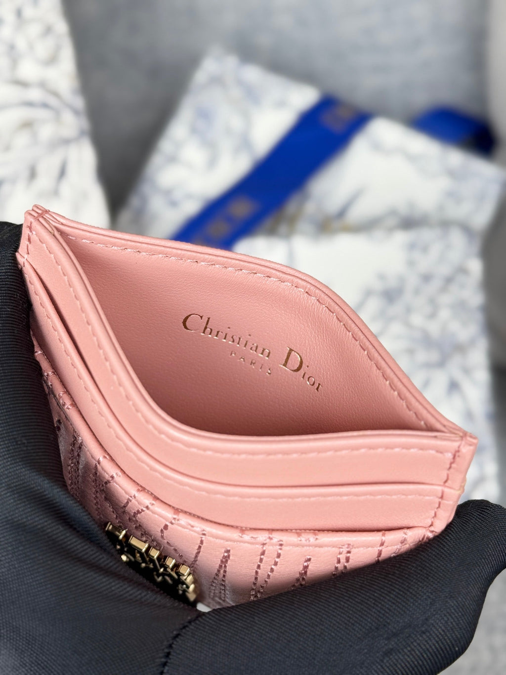 DIOR FREESIA CARD HOLDER 10 IN BABY PINK QUILTED ALLOVER CALFSKIN