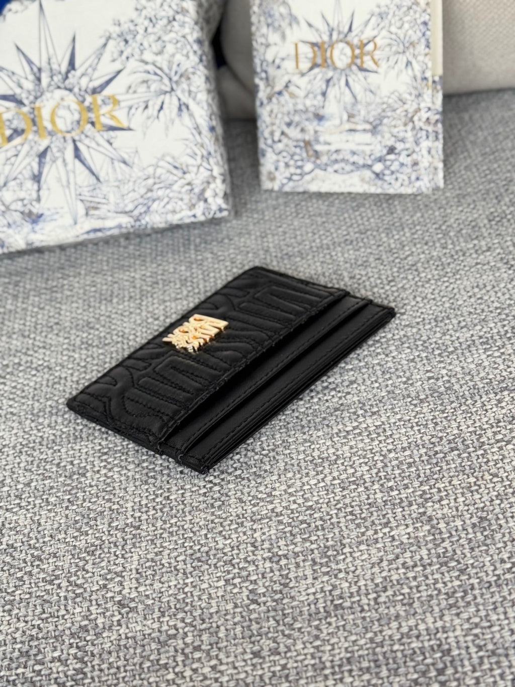 DIOR FREESIA CARD HOLDER 10 IN BLACK QUILTED ALLOVER CALFSKIN
