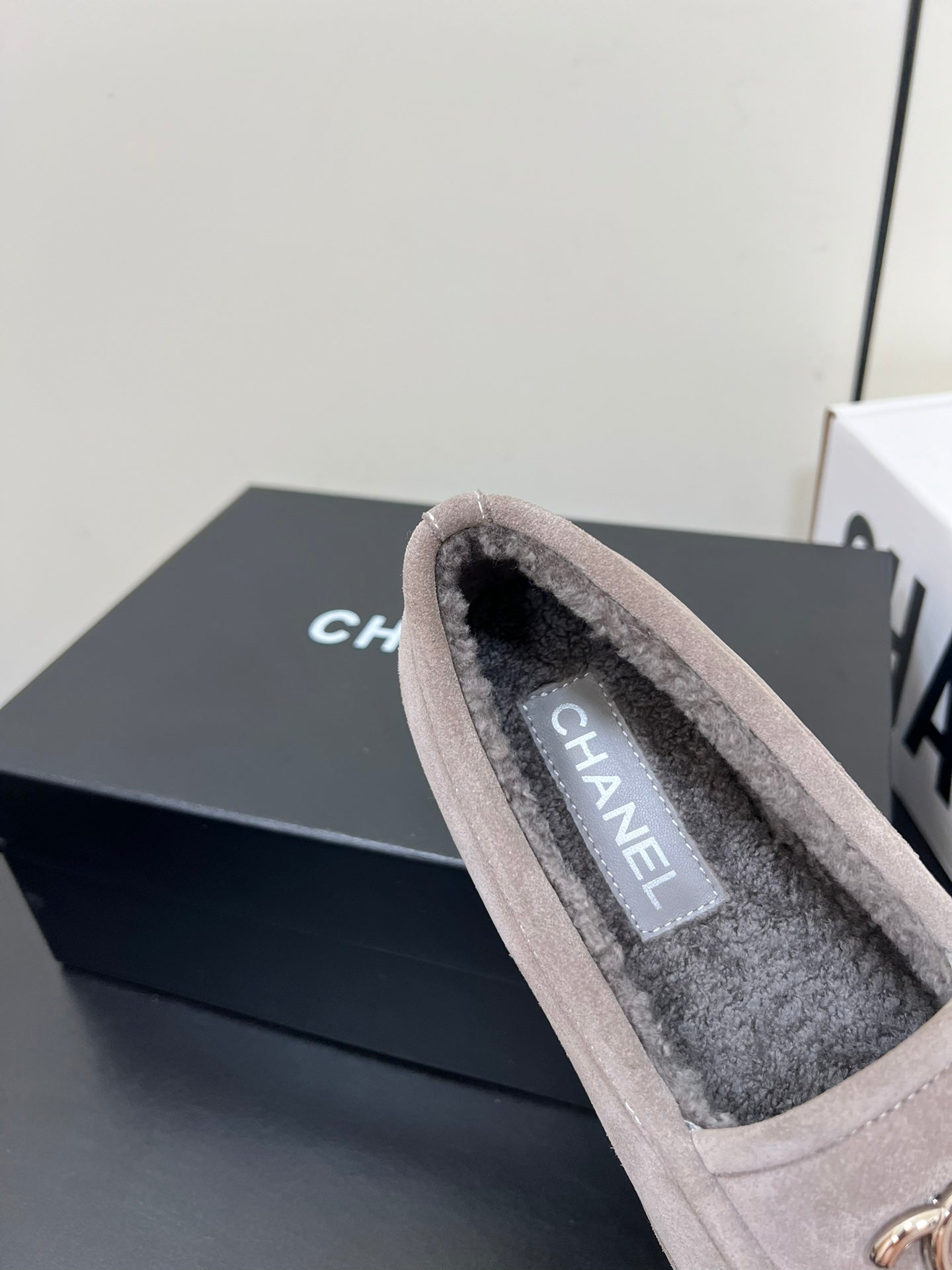 CHANEL LOAFER IN KHAKI BROWN SUEDE AND SOLF FLEECE LINING