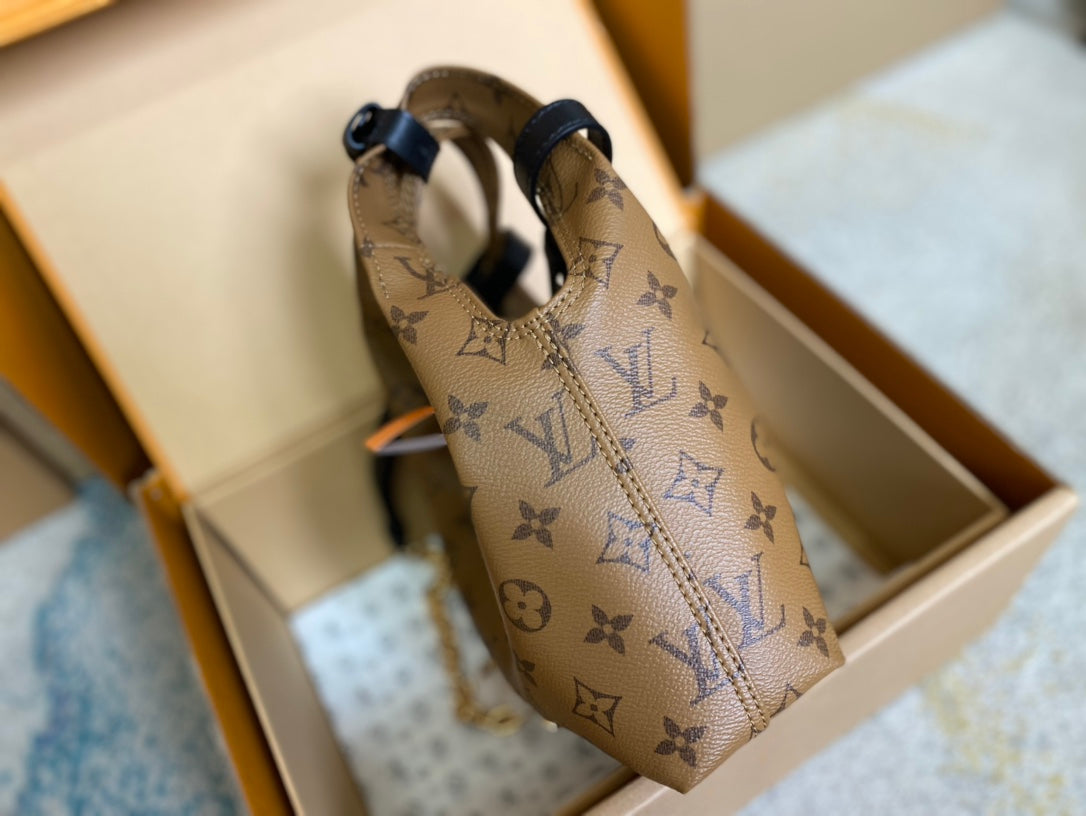 LOUIS VUITTON ATLANTIS BB 17 IN BROWN MONOGRAM REVERSE CANVAS