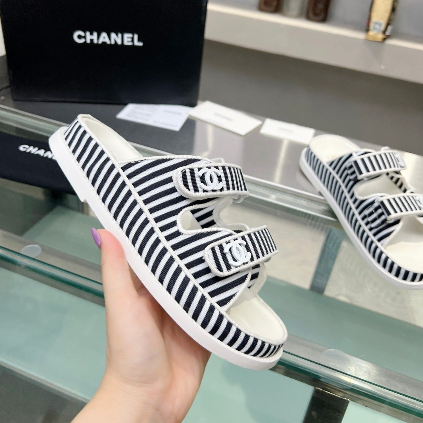 CHANEL Women's Stripes Casual  Flat Sandals Black White