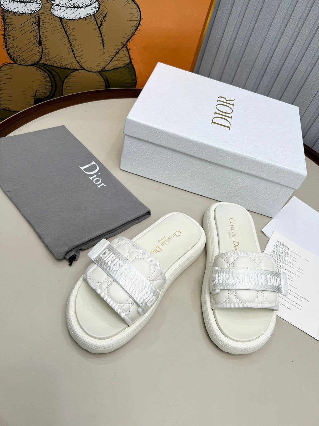 DIOR PLATFORM SLIDES 25S 50MM IN WHITE CALFSKIN AND ELECTRIC FABRIC