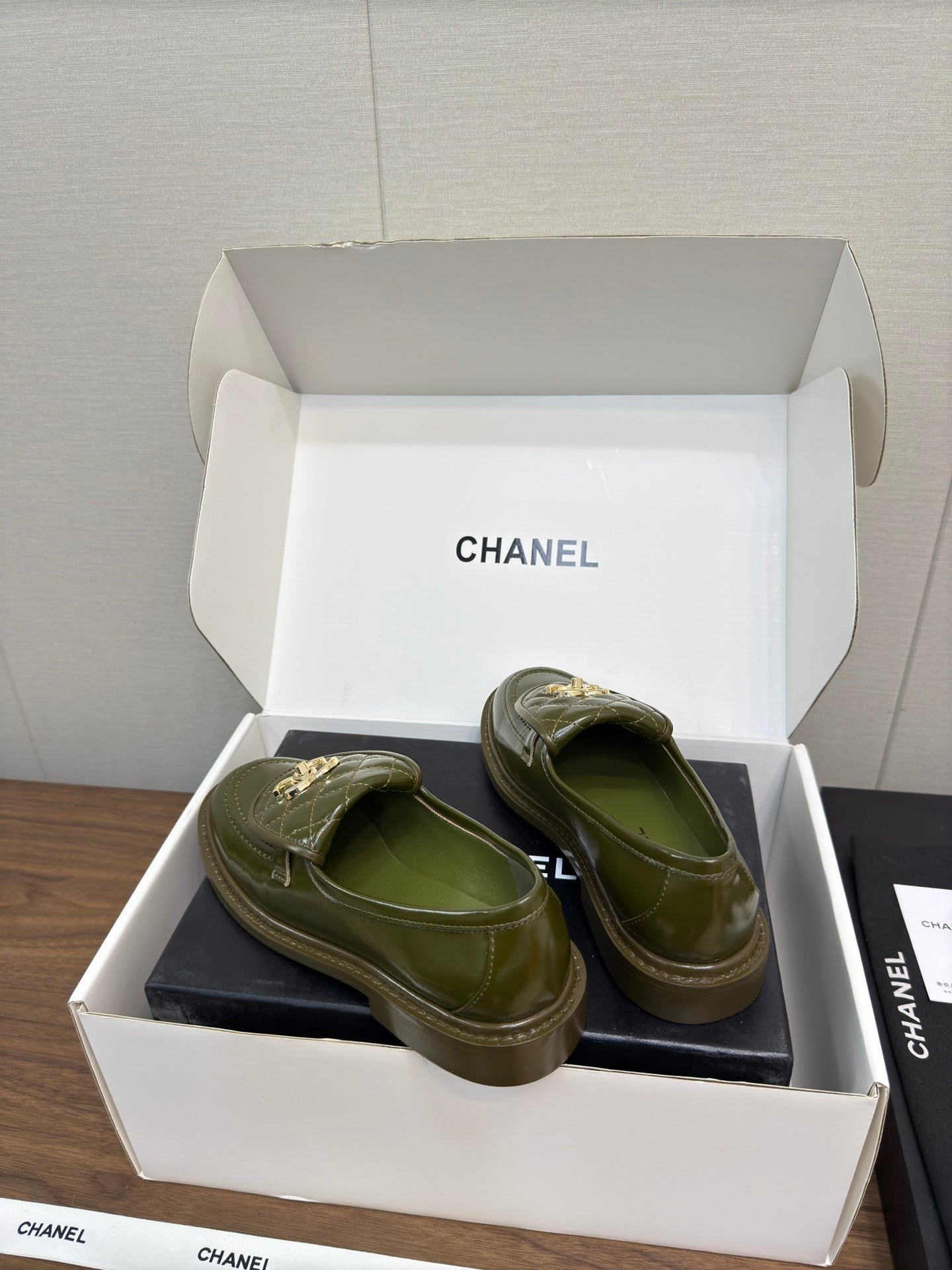 CHANEL MOASIN 2.5 CM IN ARMY GREEN PREMIUM LAMBSKIN