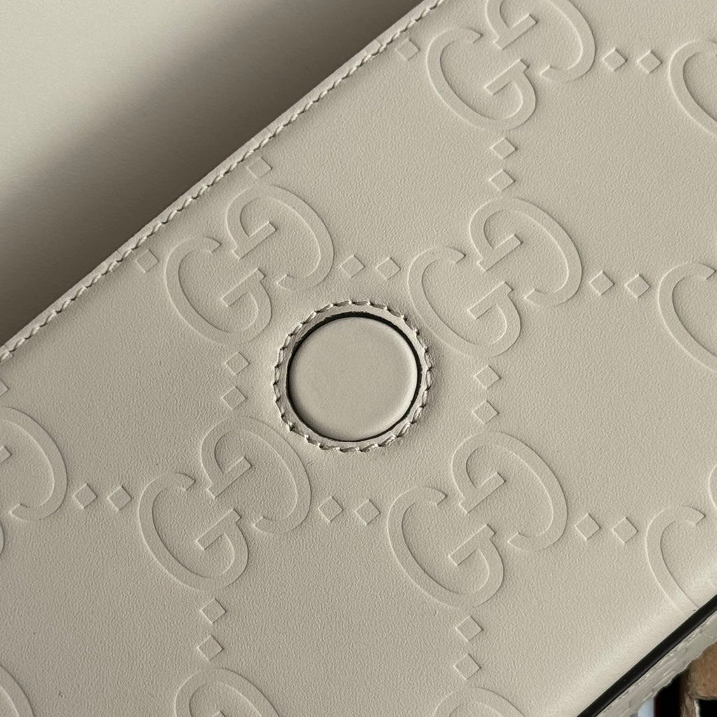 GUCCI SUPER MINI SHOULDER BAG 21 IN WHITE EMBOSSED CALFSKIN