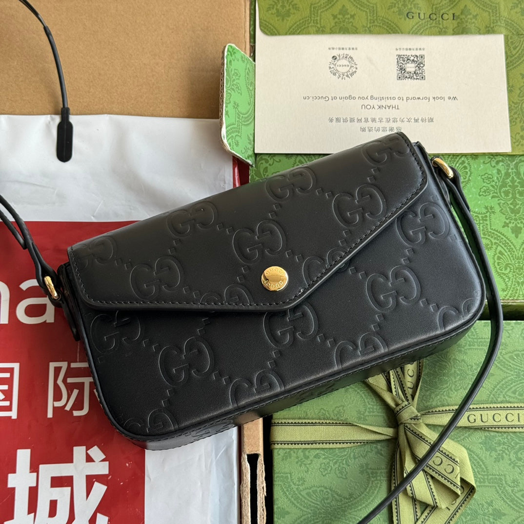 GUCCI SUPER MINI SHOULDER BAG 21 IN BLACK EMBOSSED CALFSKIN