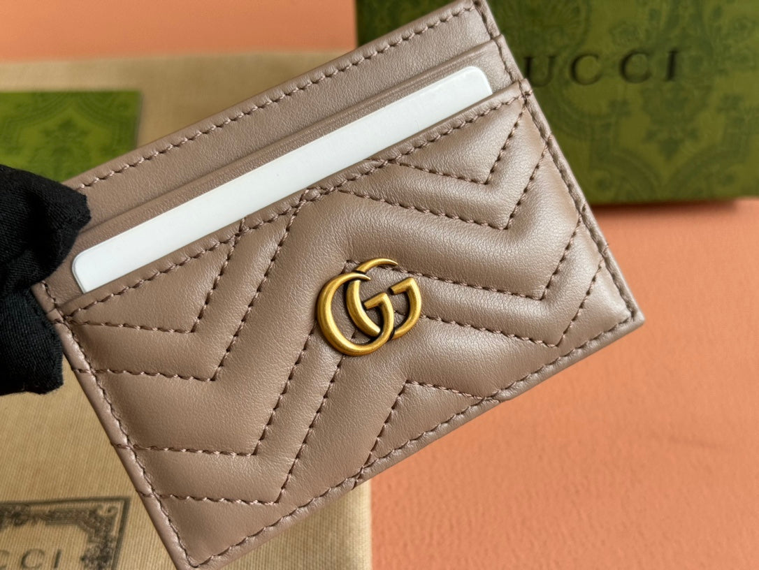 GUCCI MARMONT QUILTED CARD HOLDER 10 IN MILK TEA CALFSKIN