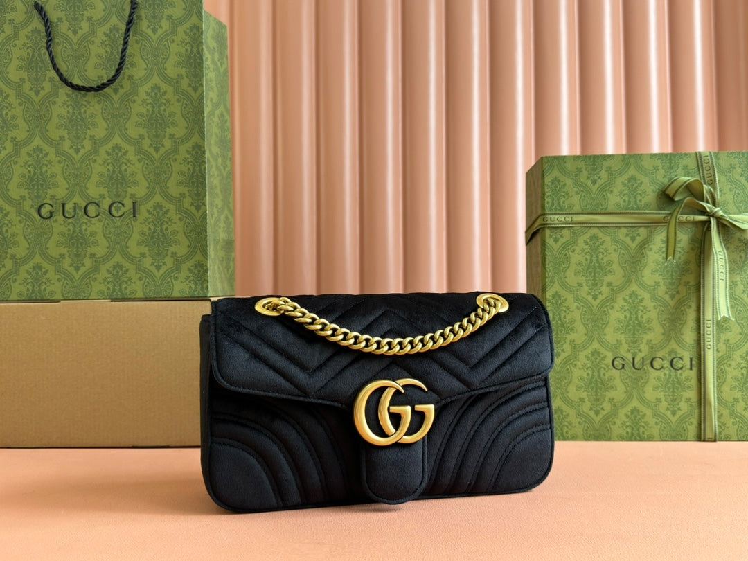 GUCCI 26S  MARMONT MATELASSE 26 IN BLACK VELVET