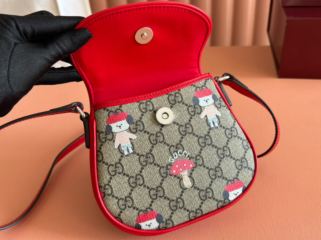 GUCCI CHILDREN'S PRINTED  SHOULDER BAG IN BEIGE AND DARK BROWN  CANVAS RED TRIM